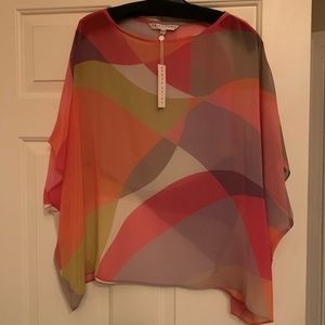 Trina Turk Bold Pattern Tunic Flowy caftan Chiffon Top & dolman sleeves XS/S